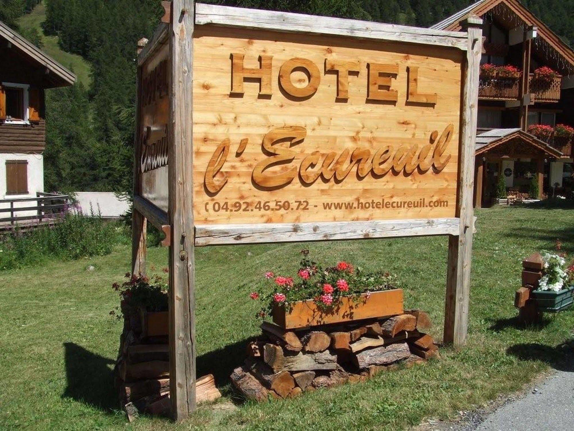 Hôtel Ecureuil Vars (Hautes-Alpes) Exterior foto