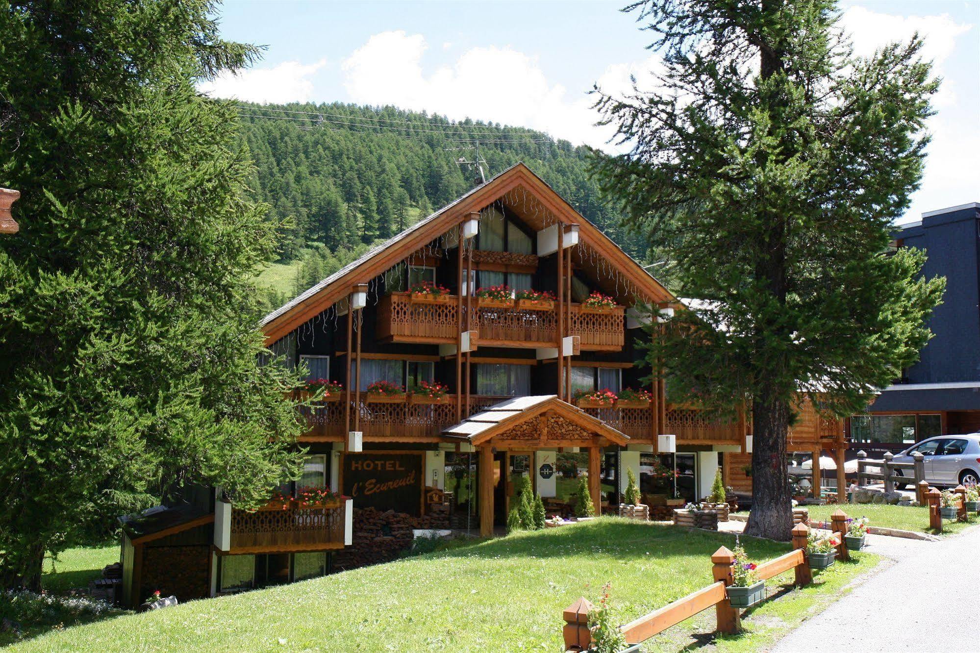 Hôtel Ecureuil Vars (Hautes-Alpes) Exterior foto
