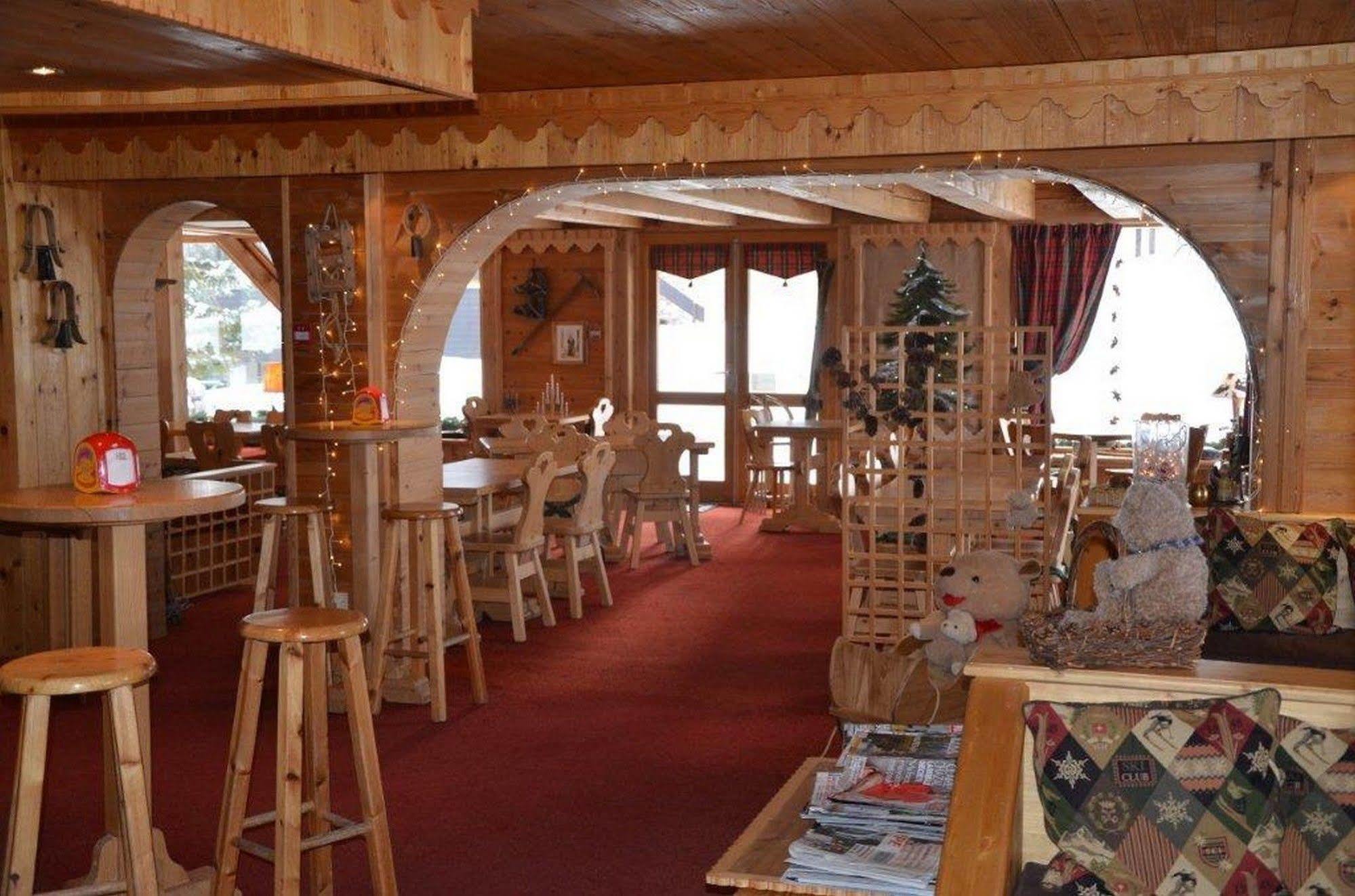 Hôtel Ecureuil Vars (Hautes-Alpes) Exterior foto